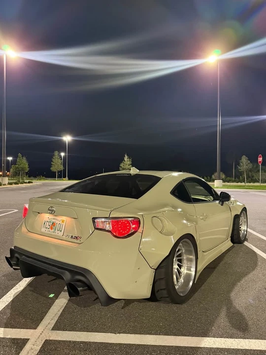 2016 Scion FR-S - Image 6 of 15