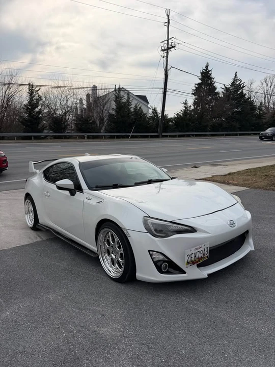 2016 Scion FR-S - Image 5 of 19