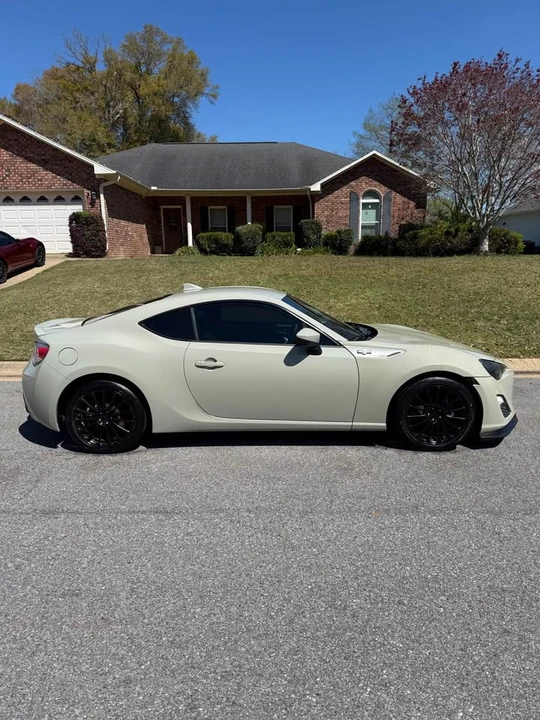 2016 Scion FR-S - Image 2 of 16