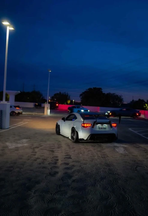 2016 Scion FR-S - Image 10 of 16
