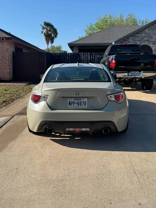 2016 Scion FR-S - Image 4 of 17