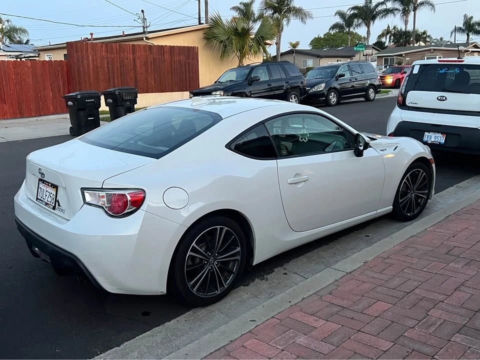 2016 Scion FR-S - Image 7 of 10