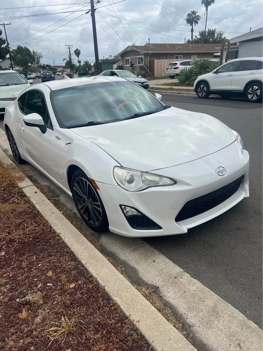 2016 Scion FR-S - Image 6 of 9