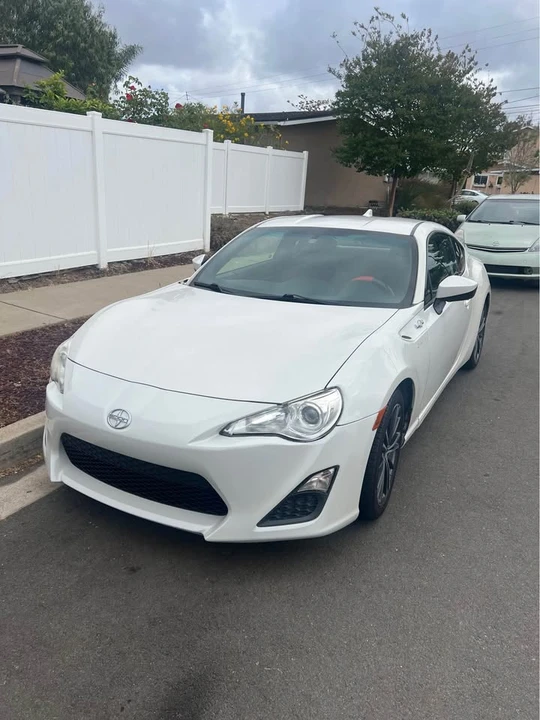 2016 Scion FR-S - Image 3 of 9