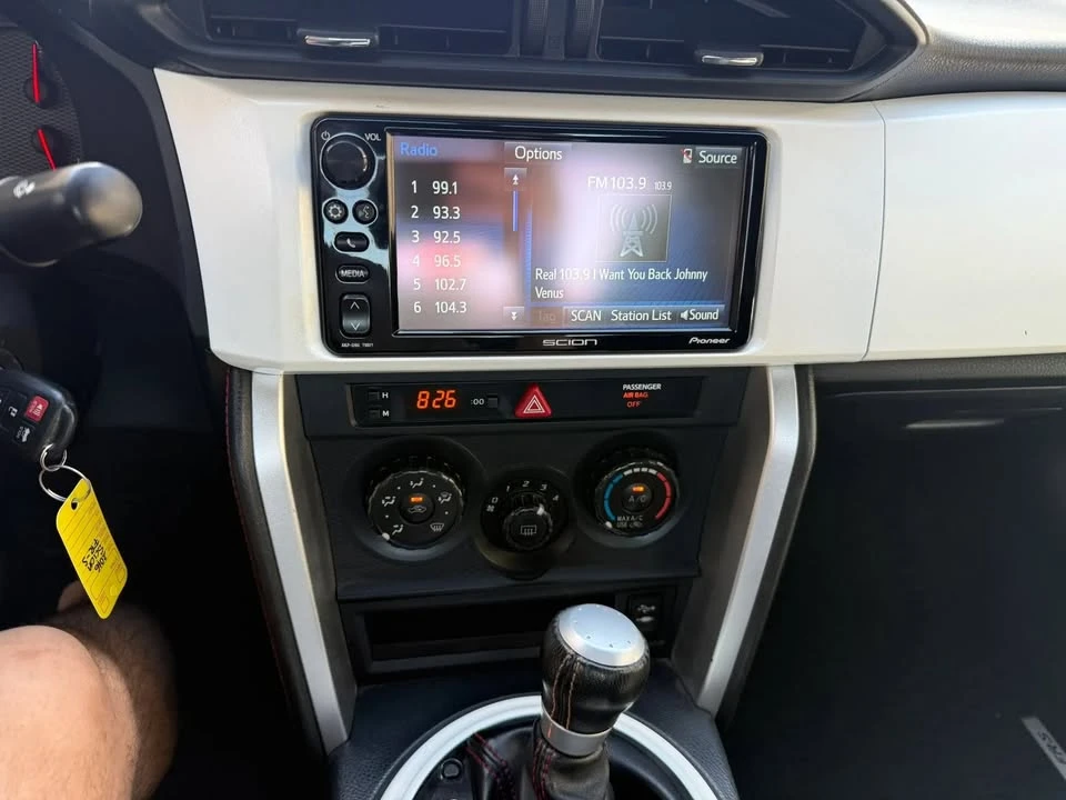 2016 Scion FR-S - Image 14 of 19