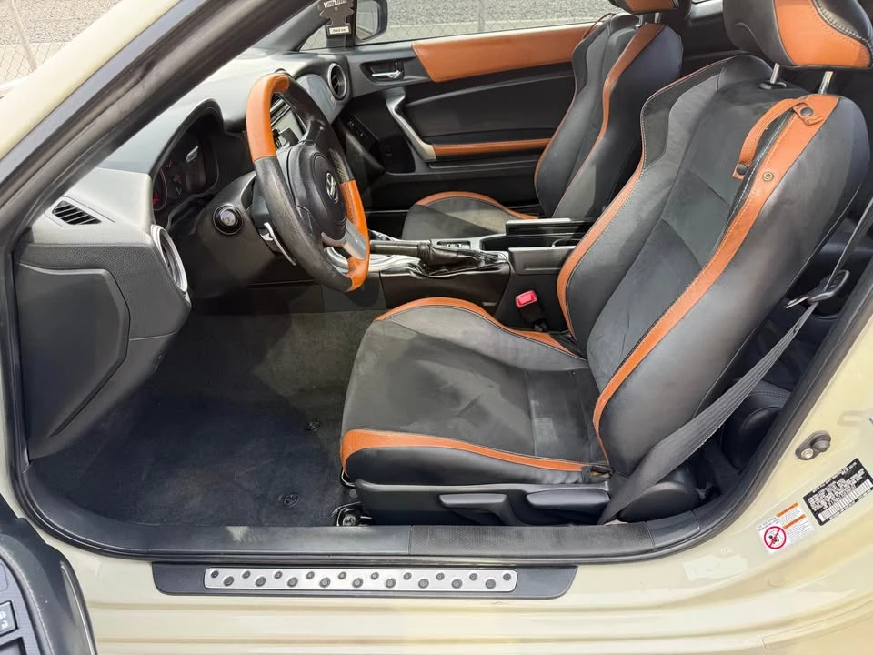 2016 Scion FR-S - Image 12 of 19