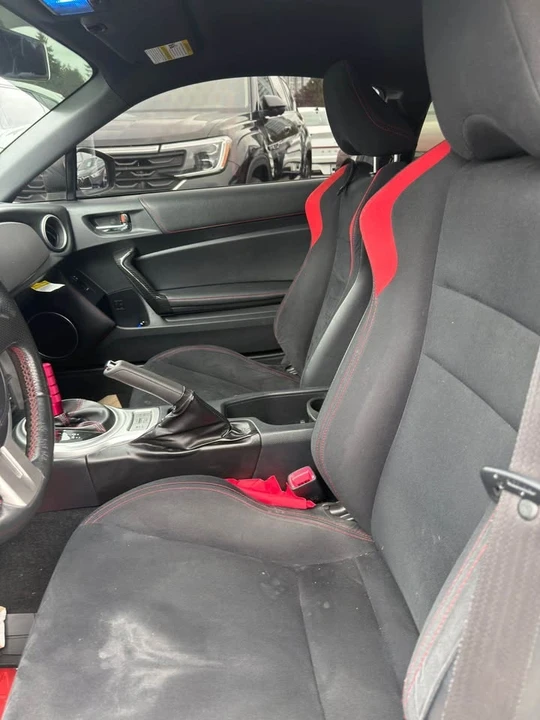 2016 Scion FR-S - Image 4 of 4