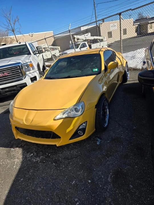 2016 Scion FR-S - Image 2 of 3