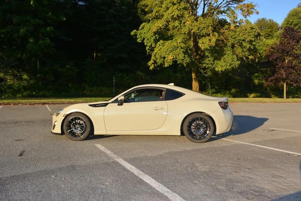 2016 Scion FR-S - Image 4 of 10