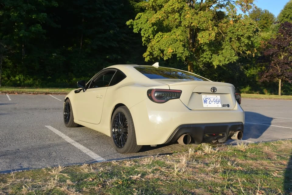 2016 Scion FR-S - Image 5 of 10