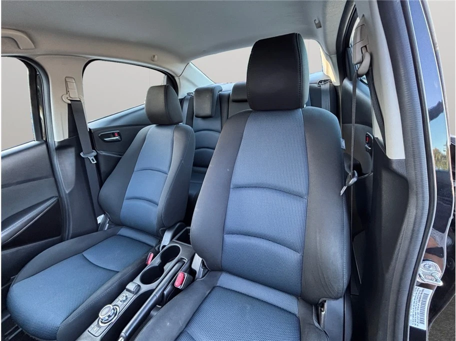 2016 Scion iA - Image 15 of 21