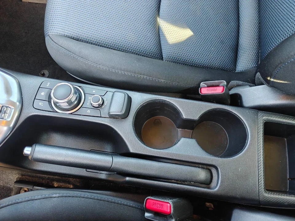 2016 Scion iA - Image 19 of 21