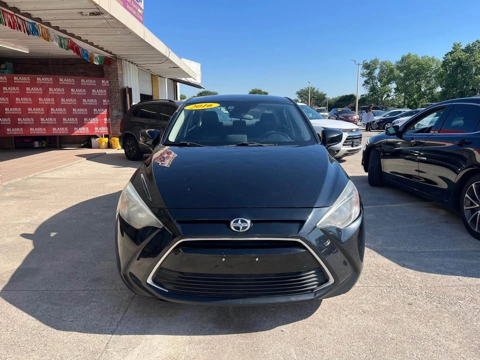 2016 Scion iA - Image 5 of 16