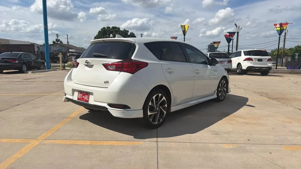 2016 Scion iM - Image 6 of 9