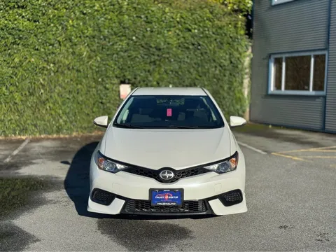 2016 Scion iM Hatchback