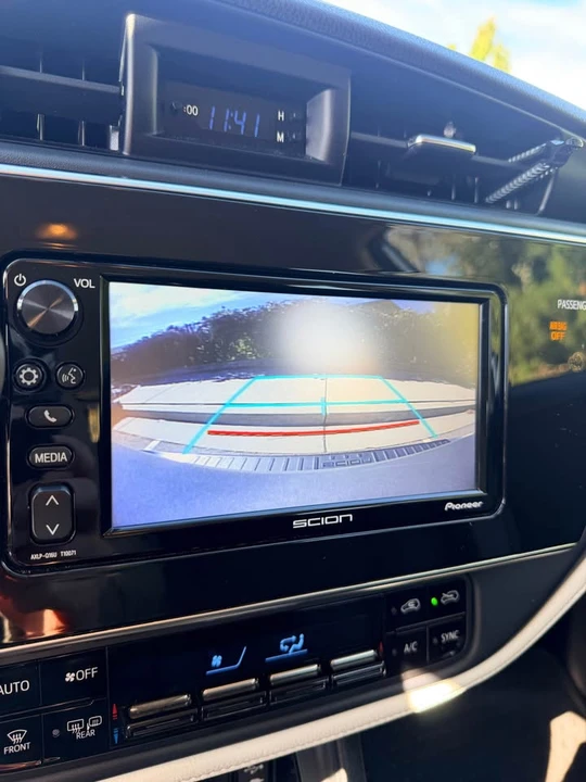 2016 Scion iM - Image 17 of 20