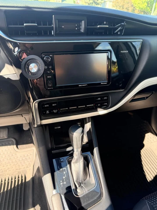 2016 Scion iM - Image 16 of 20