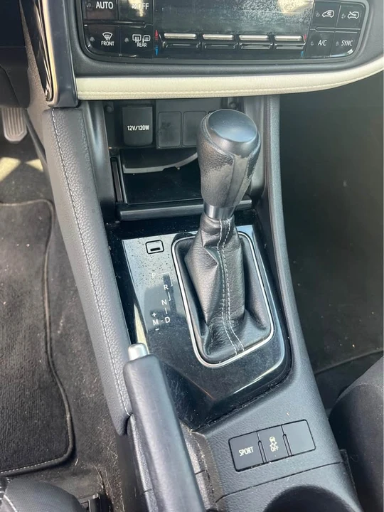 2016 Scion iM - Image 6 of 10