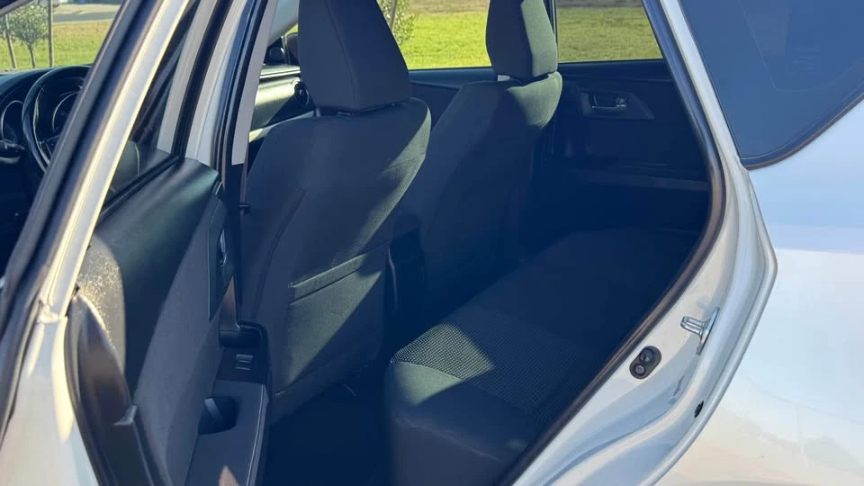 2016 Scion iM - Image 8 of 15