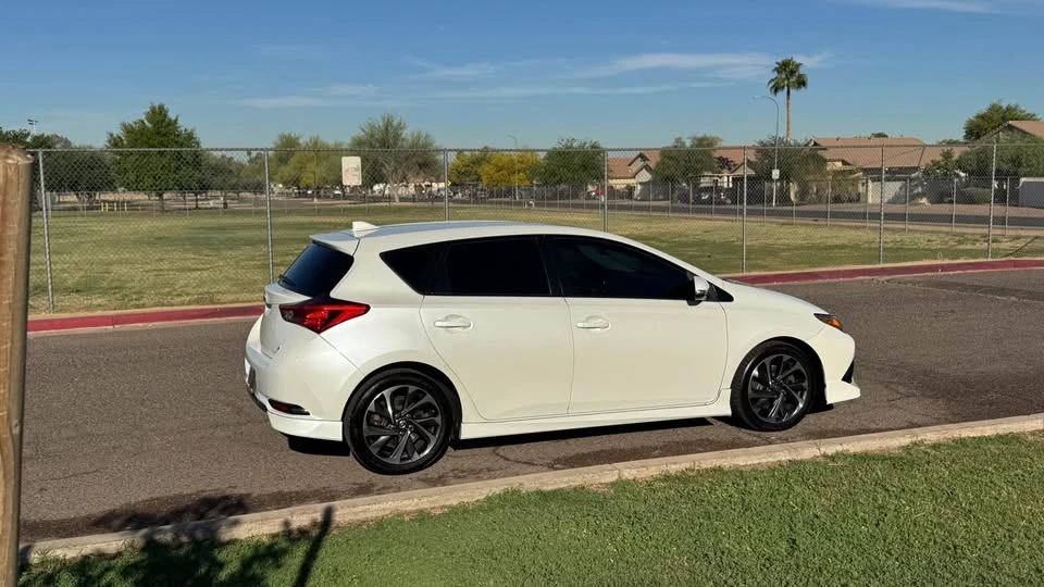 2016 Scion iM - Image 5 of 15
