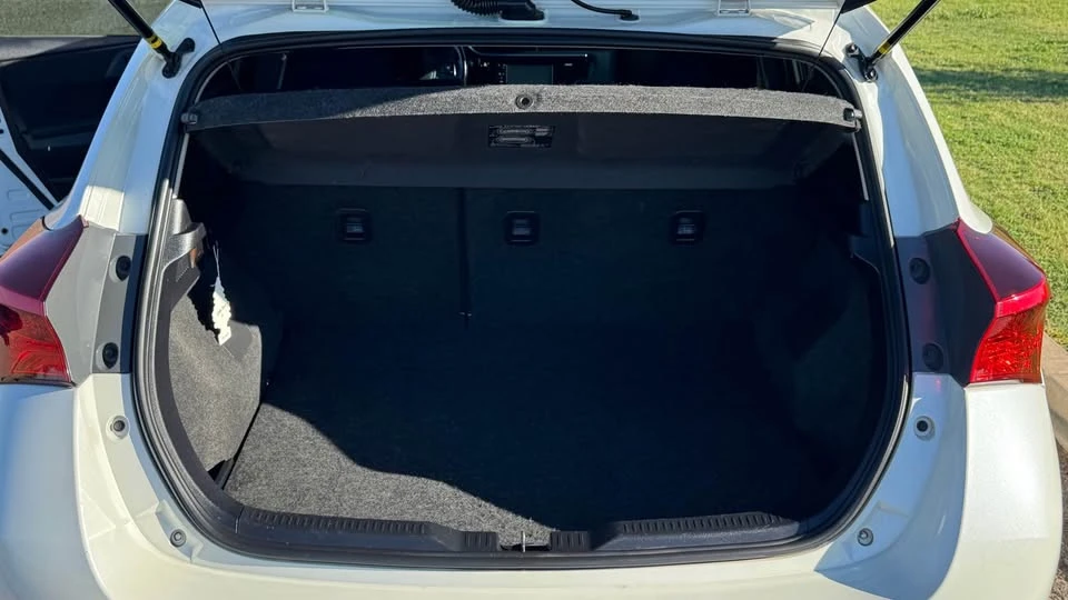 2016 Scion iM - Image 12 of 15