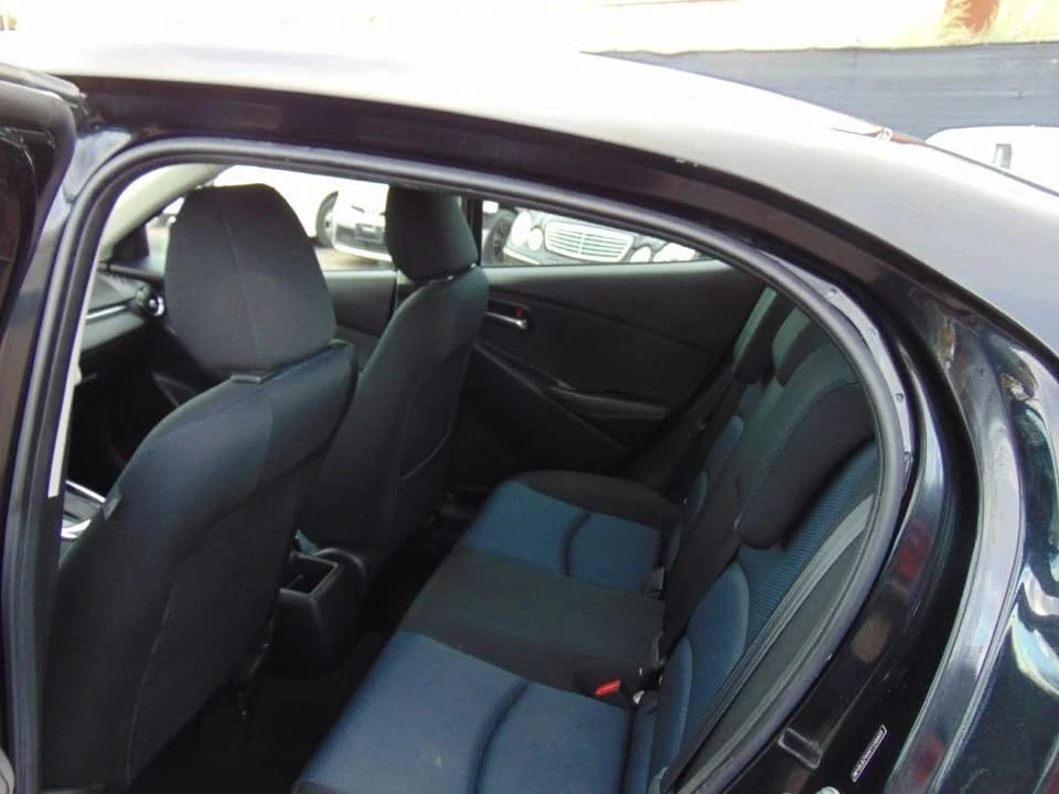 2016 Scion iA - Image 17 of 19
