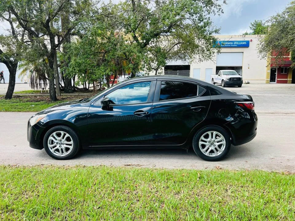 2016 Scion iA - Image 7 of 10