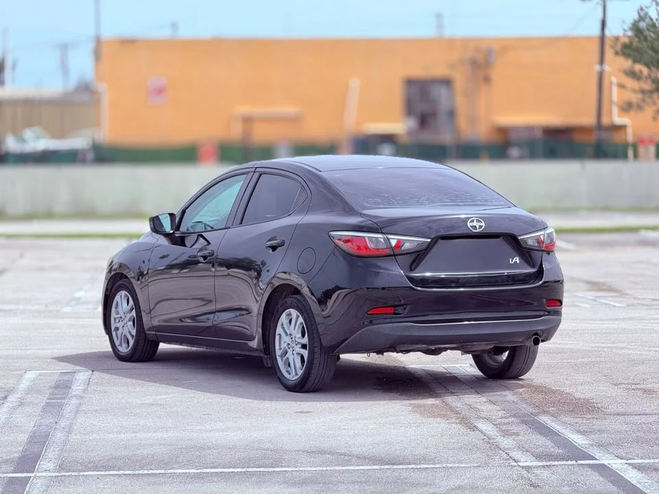 2016 Scion iA - Image 4 of 6