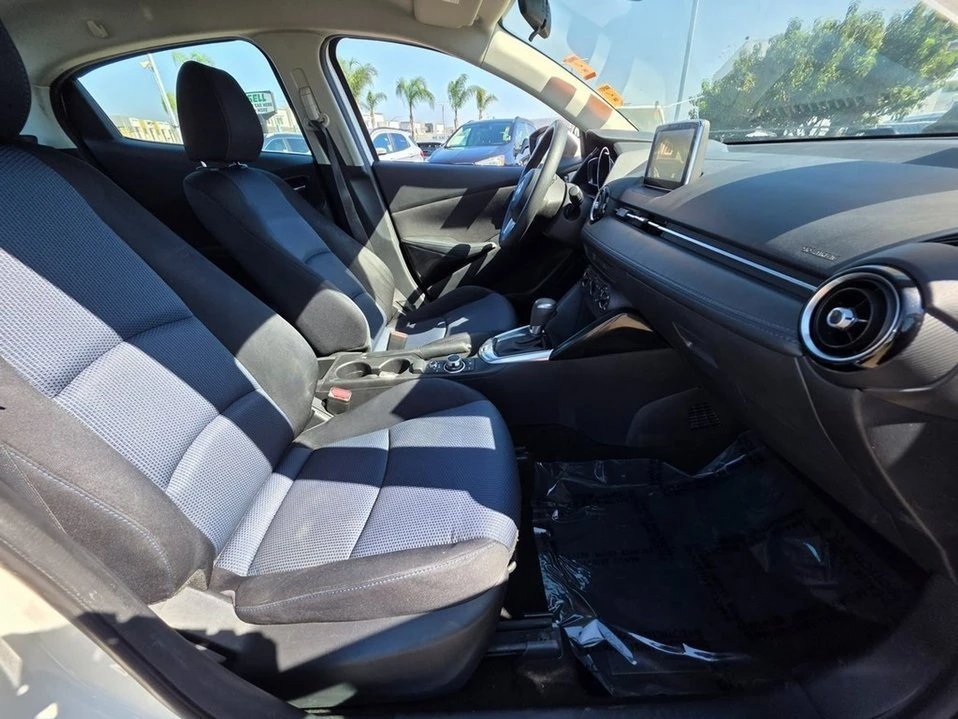 2016 Scion iA - Image 10 of 20