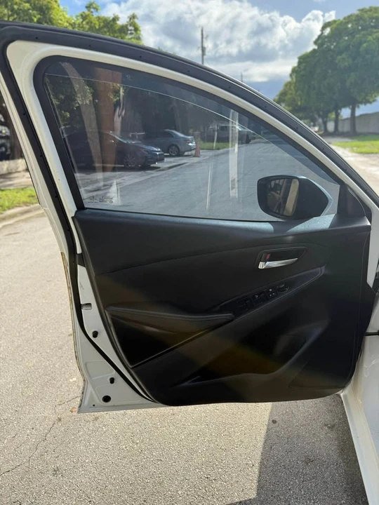 2016 Scion iA - Image 9 of 17