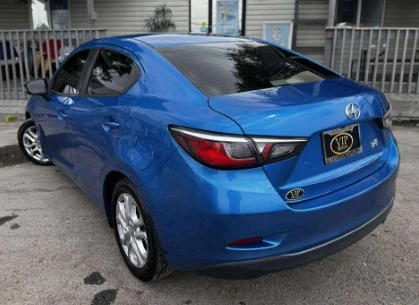 2016 Scion iA - Image 4 of 11