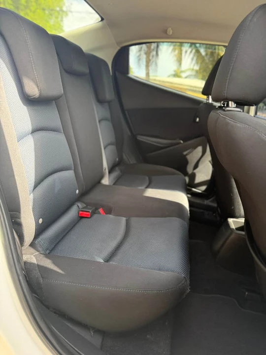 2016 Scion iA - Image 13 of 17