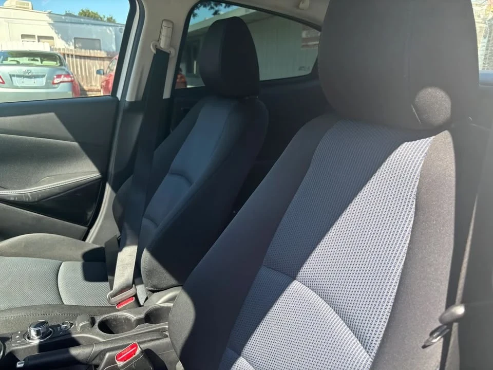 2016 Scion iA - Image 9 of 15