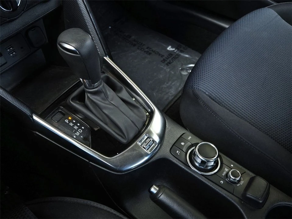 2016 Scion iA - Image 16 of 19
