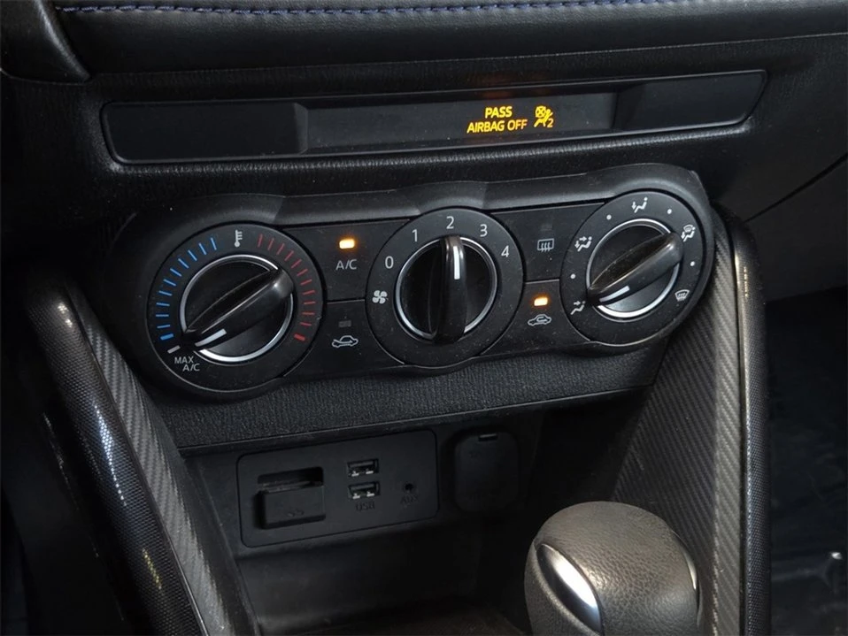 2016 Scion iA - Image 18 of 19