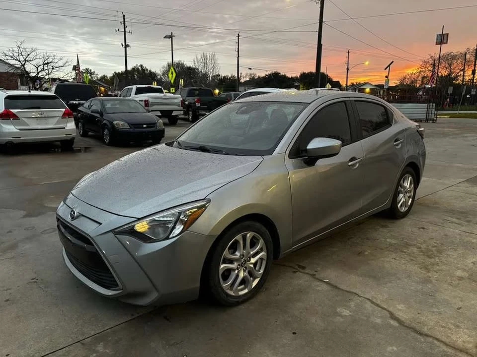 2016 Scion iA - Image 3 of 17