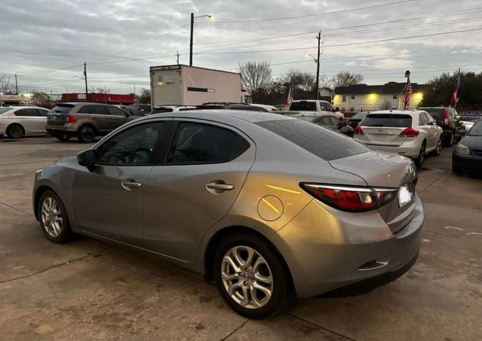 2016 Scion iA - Image 5 of 17