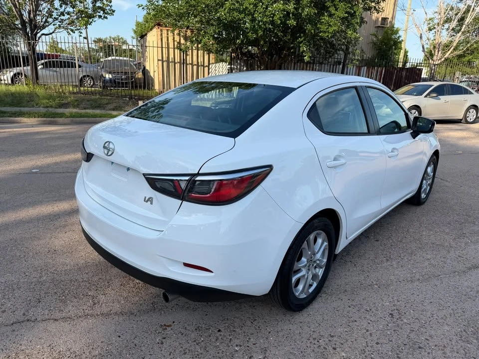2016 Scion iA - Image 3 of 19