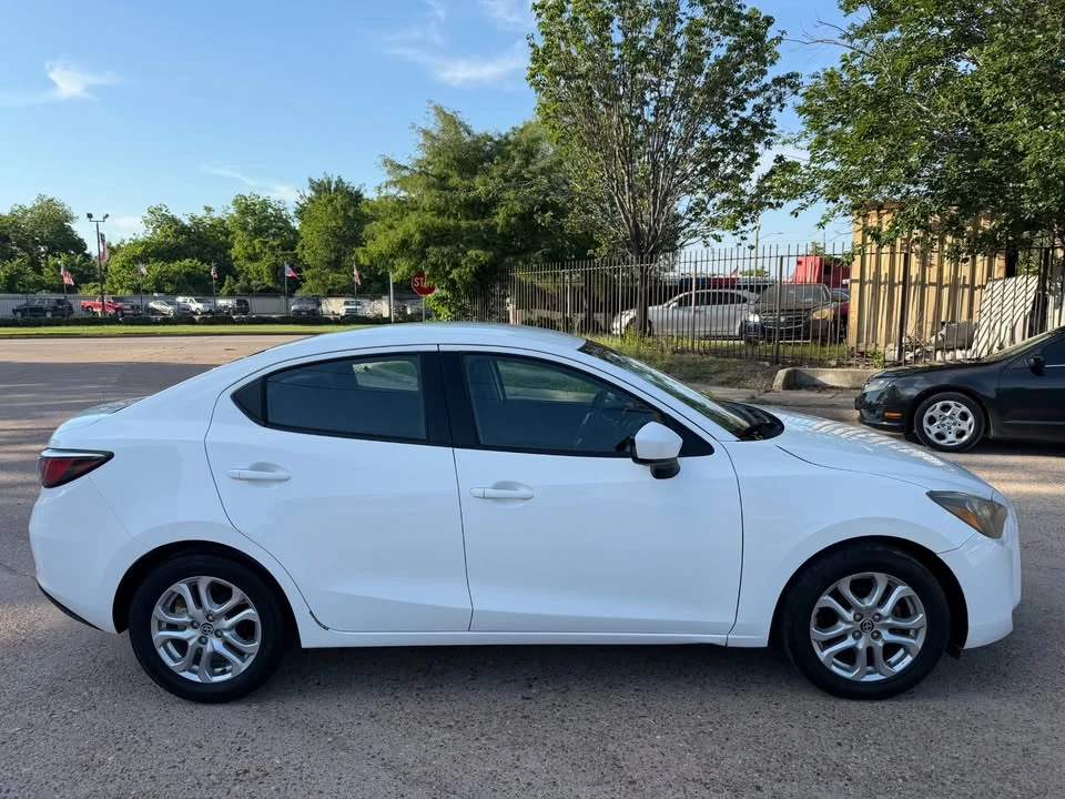 2016 Scion iA - Image 2 of 19