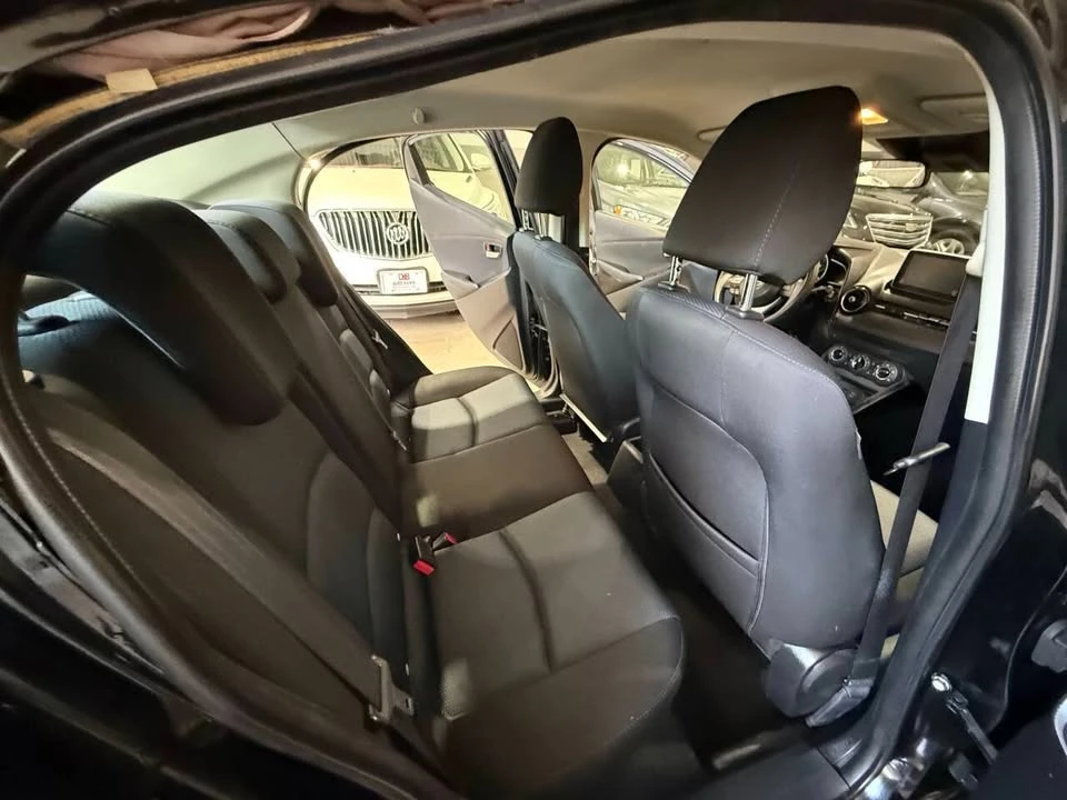 2016 Scion iA - Image 11 of 14