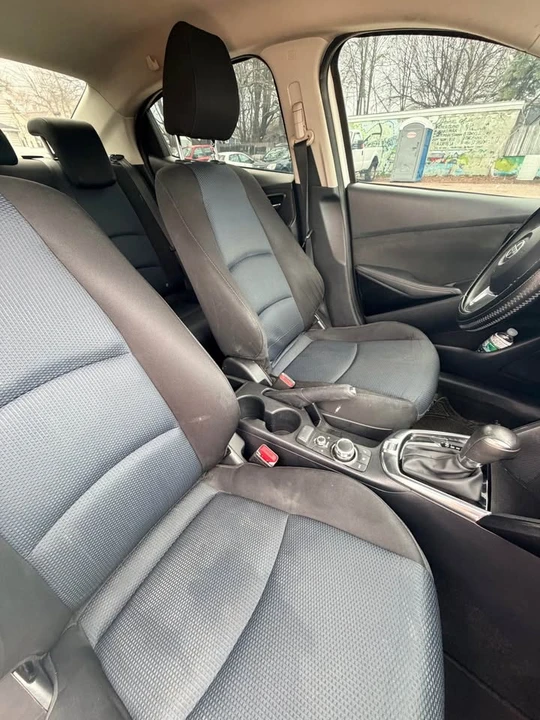 2016 Scion iA - Image 5 of 7