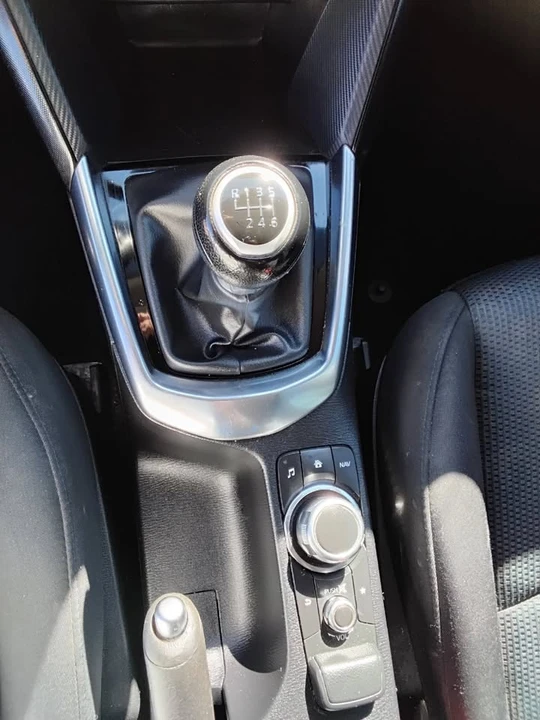 2016 Scion iA - Image 11 of 20