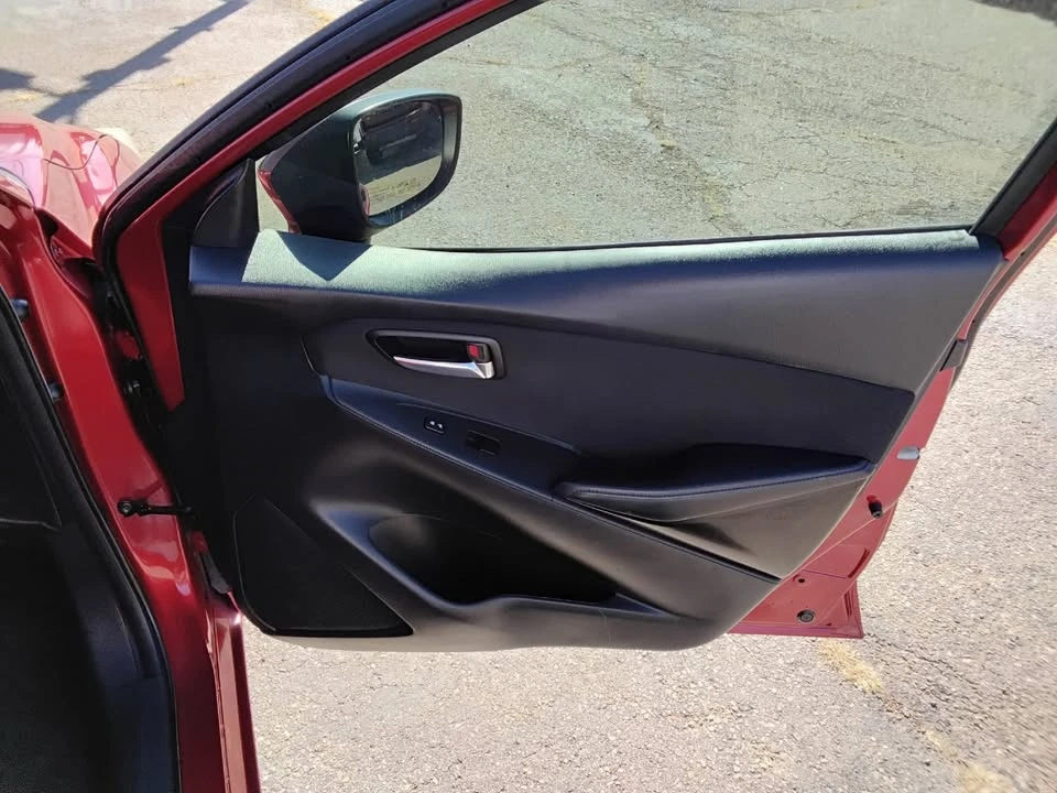 2016 Scion iA - Image 14 of 20