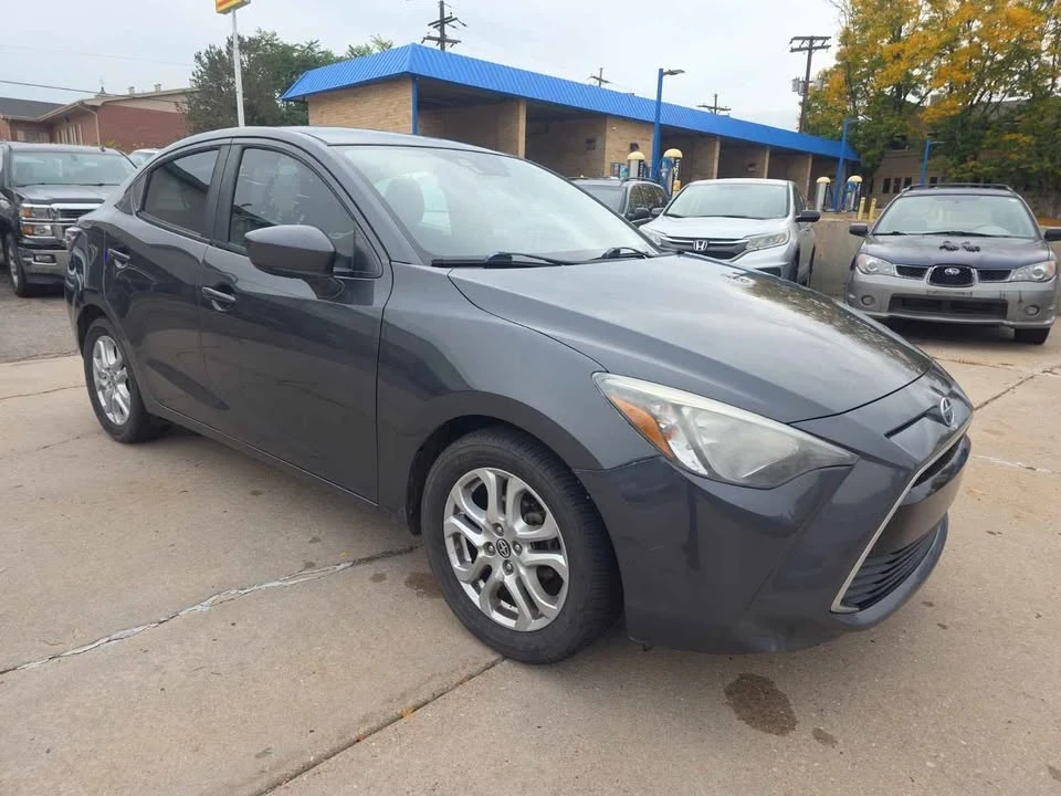 2016 Scion iA - Image 4 of 17