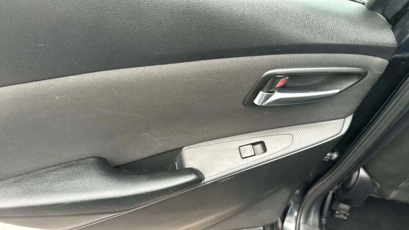 2016 Scion iA - Image 16 of 20