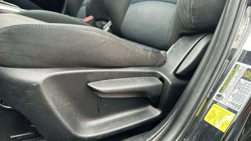 2016 Scion iA - Image 14 of 20