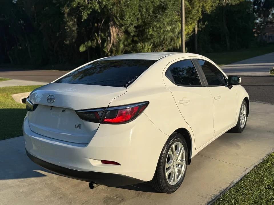 2016 Scion iA - Image 4 of 16