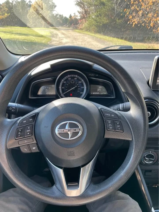 2016 Scion iA - Image 5 of 11