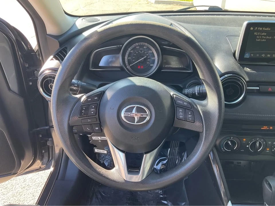 2016 Scion iA - Image 14 of 20