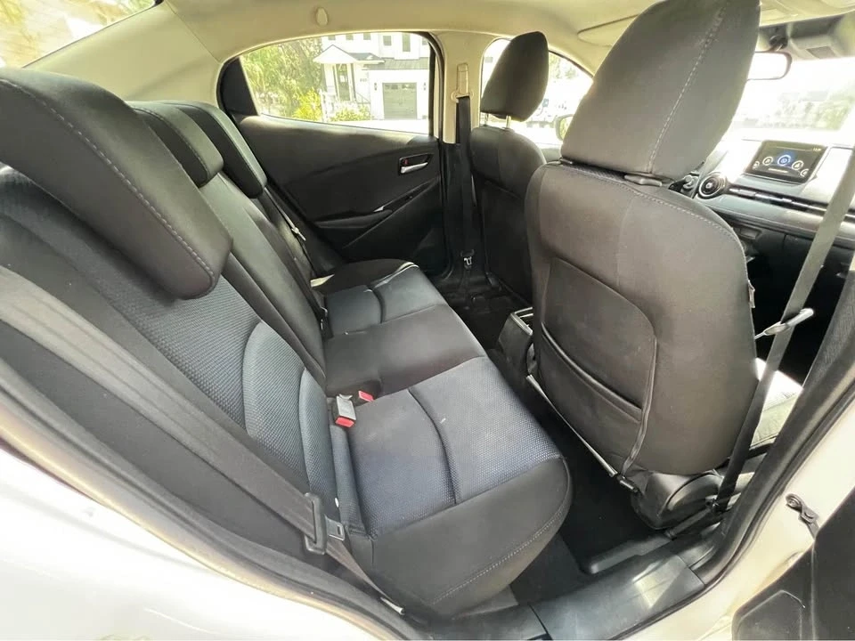 2016 Scion iA - Image 11 of 20